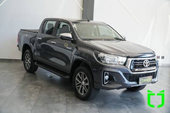 TOYOTA HILUX 2.8 SRV 4X4 CD 16V DIESEL 4P AUTOMÁTICO TOYOTA HILUX 2.8 SRV 4X4 CD 16V DIESEL 4P AUTOMÁTICO